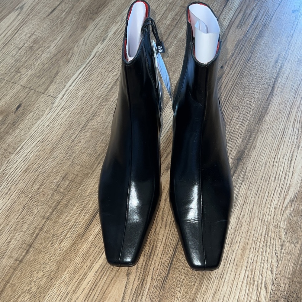 NEW! Zara Metal Trim Heeled Leather Ankle Booties - Picture 10 of 10
